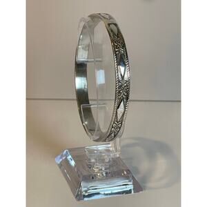 Mexico 925 Sterling Silver Stamped Bangle Bracelet Size 8, 15.55g